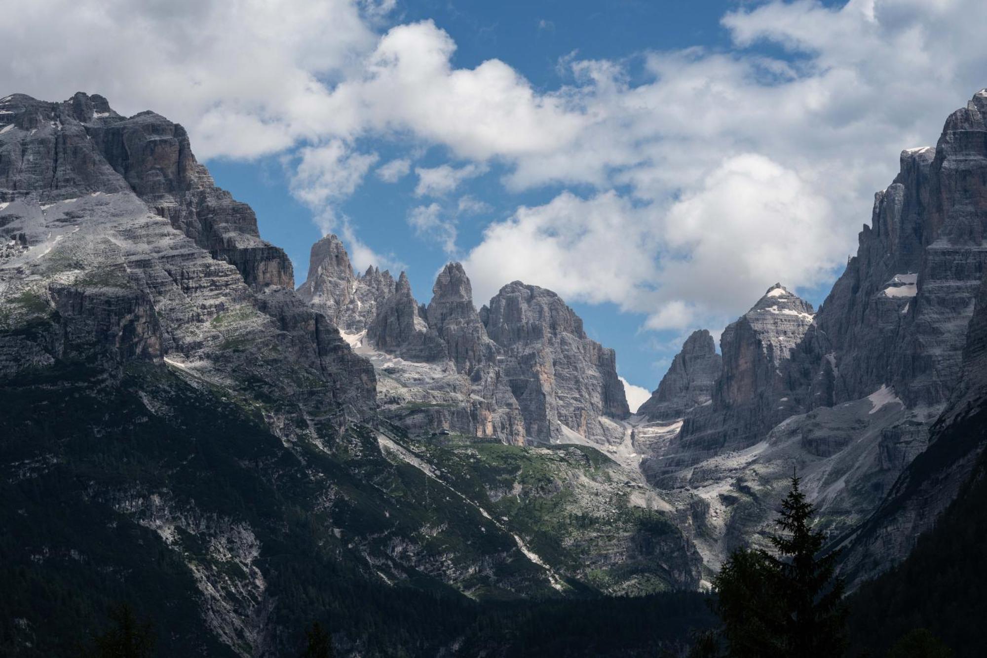Albergo Ristorante Al Frate Da Streza Madonna di Campiglio Exterior photo